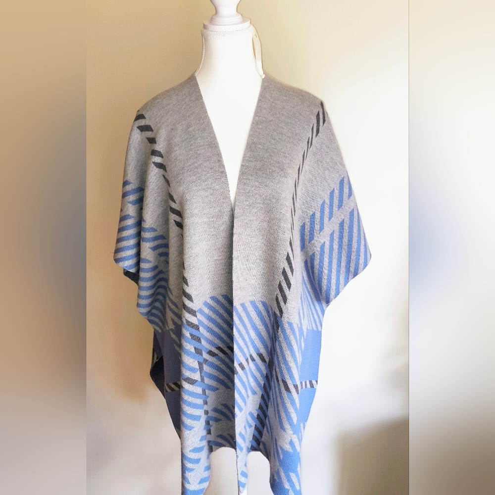 Per Se By Carlisle Merino Wool Poncho Wrap With Side Snaps Gray Blue Colorblock